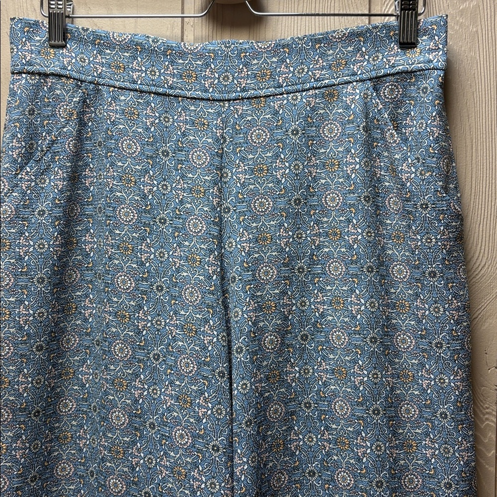 Max Studio Crop Pants - Picture 3 of 11